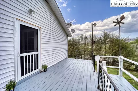 191 Alex Wellborn Rd, Deep Gap, NC 28618 photo 10