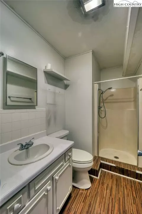 191 Alex Wellborn Rd, Deep Gap, NC 28618 photo 37