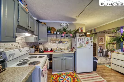 191 Alex Wellborn Rd, Deep Gap, NC 28618 photo 25