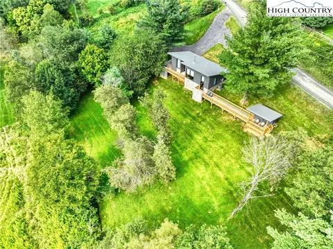 3765 Bald Mountain Rd, West Jefferson, NC 28694