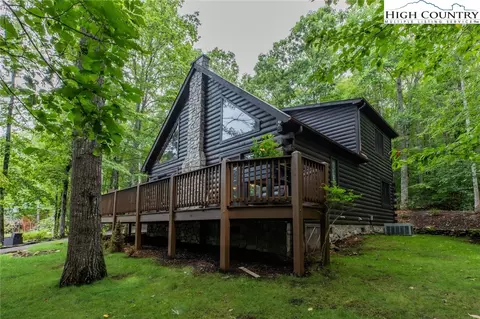 124 Highland Cove Rd, West Jefferson, NC 28694