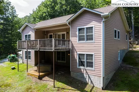 469 Heritage Dr, Boone, NC 28607