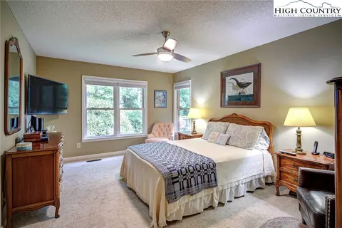 409 Blueberry Ln, Boone, NC 28607 photo 13