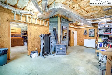 409 Blueberry Ln, Boone, NC 28607 photo 34