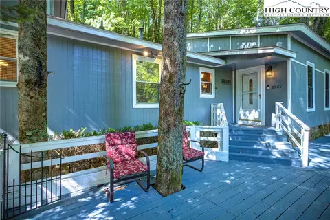 8981 Rose Hollow Ave, Newland, NC 28657