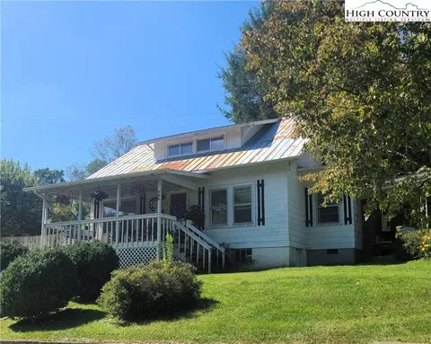 585 Georges Gap Rd, Vilas, NC 28692