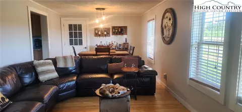 859 Phipps Rd, Sparta, NC 28675 photo 10