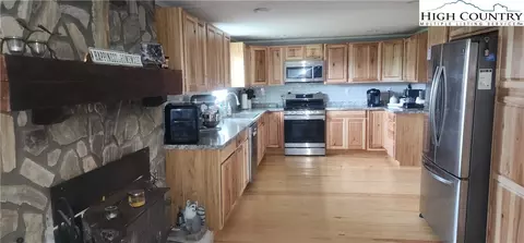859 Phipps Rd, Sparta, NC 28675 photo 15