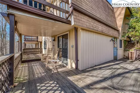 107 Maple Dr #C, Banner Elk, NC 28604