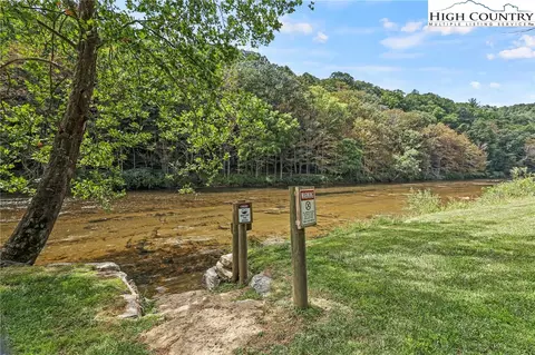 1395 River Front Dr, Jefferson, NC 28640 photo 7