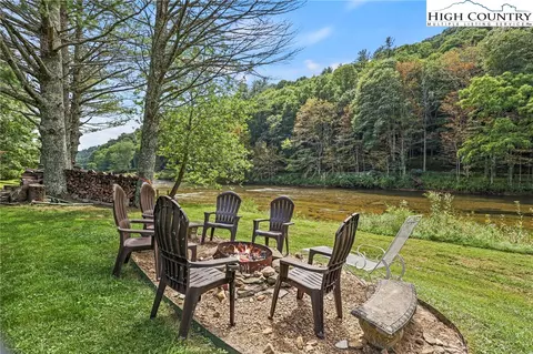 1395 River Front Dr, Jefferson, NC 28640 photo 6