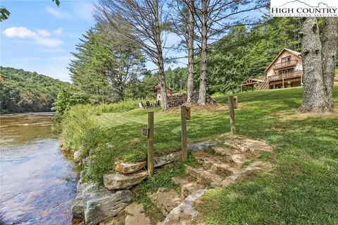 1395 River Front Dr, Jefferson, NC 28640 photo 8