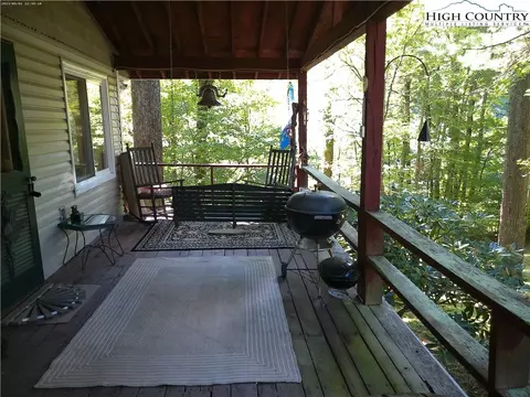 5187 Nc Highway 16 Hwy, Jefferson, NC 28640 photo 2