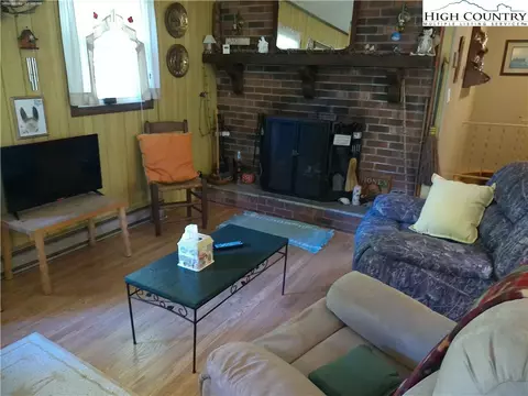 5187 Nc Highway 16 Hwy, Jefferson, NC 28640 photo 4