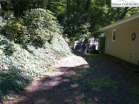 5187 Nc Highway 16 Hwy, Jefferson, NC 28640 photo 30