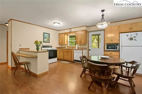497 Stanberry Rd, Boone, NC 28607 photo 10