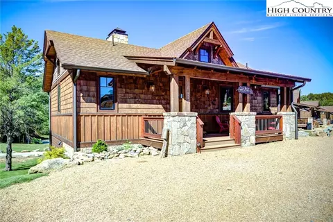 242 Camp Eagle Loop, Banner Elk, NC 28604