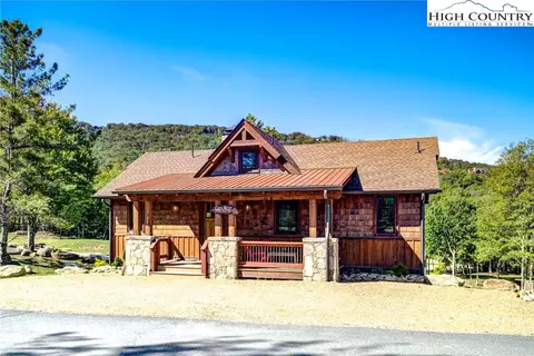 242 Camp Eagle Loop, Banner Elk, NC 28604 photo 3