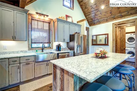 242 Camp Eagle Loop, Banner Elk, NC 28604 photo 7