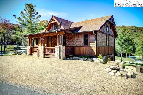 242 Camp Eagle Loop, Banner Elk, NC 28604 photo 2