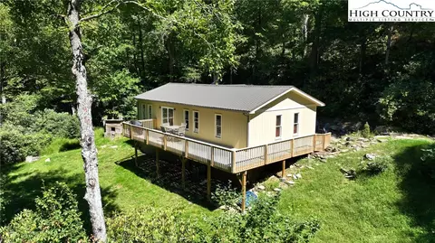 515 Snaggy Mountain Blvd, Boone, NC 28607
