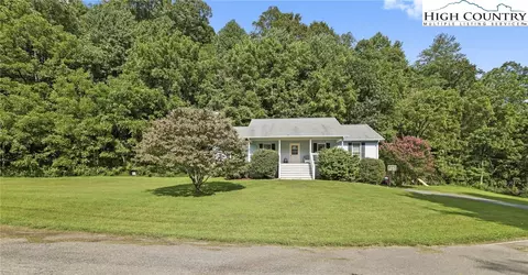 2969 Elk Creek Rd, Deep Gap, NC 28618