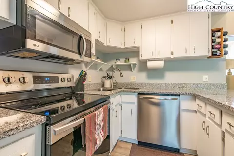 108 Northridge Rd #2A, Beech Mountain, NC 28604 photo 4