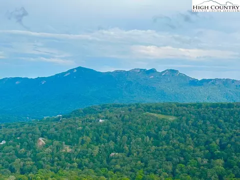 303 Sugar Top Dr #8-2812, Sugar Mountain, NC 28604