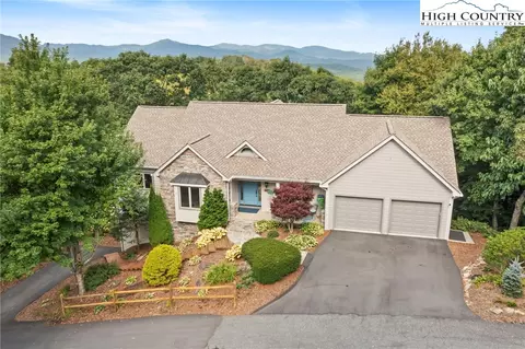 316 Sugar View Cir, Blowing Rock, NC 28605