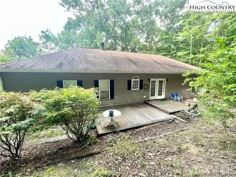 157 Glenview Rd, Newland, NC 28657