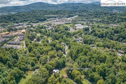 306 Fieldstream Dr, Boone, NC 28607 photo 4