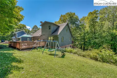 306 Fieldstream Dr, Boone, NC 28607 photo 2