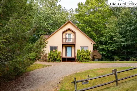 1097 Rivers Edge Rd, Sparta, NC 28675