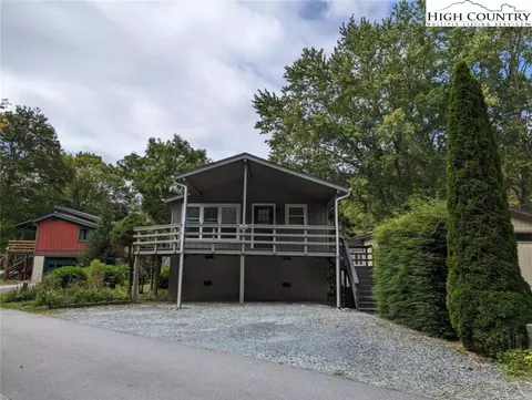 25 Meadow, Newland, NC 28657
