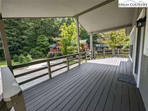 25 Meadow, Newland, NC 28657 photo 8