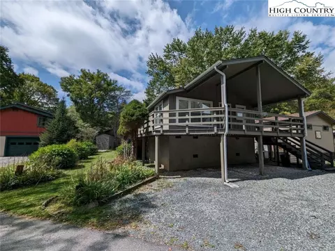 25 Meadow, Newland, NC 28657 photo 2