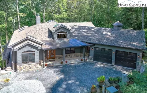 53 Green Ridge Ln, Banner Elk, NC 28604