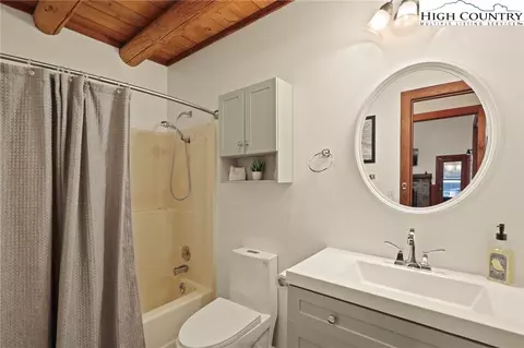 222 W Hilltop Dr, Boone, NC 28607 photo 16