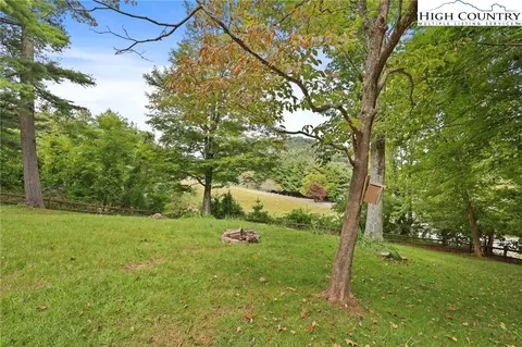 222 W Hilltop Dr, Boone, NC 28607 photo 6