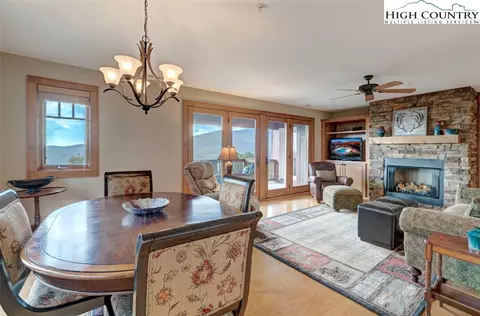 465 Indian Paintbrush Dr #RS-3, Banner Elk, NC 28604