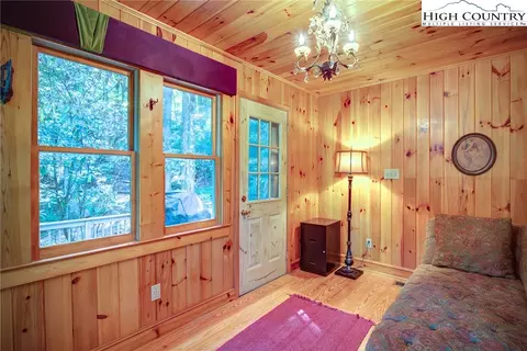 3664 Wildcat Rd, Deep Gap, NC 28618 photo 9
