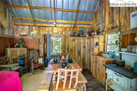 3664 Wildcat Rd, Deep Gap, NC 28618 photo 28