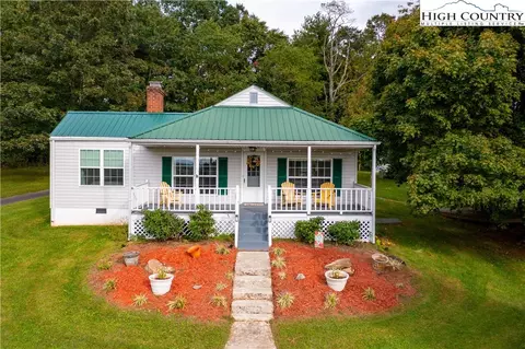 11372 Glade Valley Rd, Ennice, NC 28623