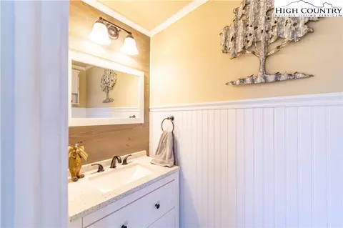 401 S Main St, Dobson, NC 27017 photo 22