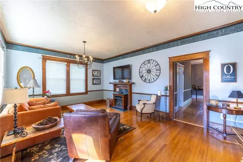 401 S Main St, Dobson, NC 27017 photo 5