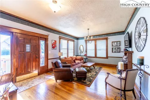 401 S Main St, Dobson, NC 27017 photo 4