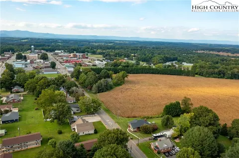 401 S Main St, Dobson, NC 27017 photo 47