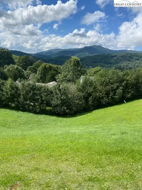 TBD King Lucious Lane Lane, Banner Elk, NC 28604