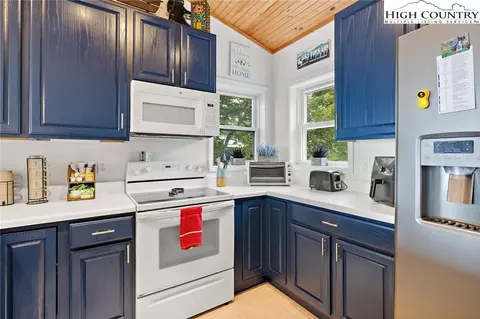 468 Elderberry Ridge Rd #A302, Beech Mountain, NC 28604 photo 10