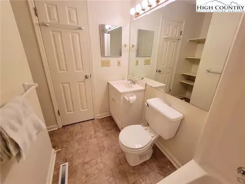 139 Wey St, Boone, NC 28607 photo 10